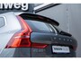 Volvo XC60 B5 Momentum Pro | Elektrisch bedienbare voorstoel | Rear Parking Camera | Led Headlights Bending | Leder Sport | Trekhaak semi elek. inklapbaar | Parking Heater With Timer | 19 "Velgen |