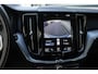 Volvo XC60 B5 Momentum Pro | Elektrisch bedienbare voorstoel | Rear Parking Camera | Led Headlights Bending | Leder Sport | Trekhaak semi elek. inklapbaar | Parking Heater With Timer | 19 "Velgen |