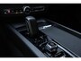 Volvo XC60 B5 Momentum Pro | Elektrisch bedienbare voorstoel | Rear Parking Camera | Led Headlights Bending | Leder Sport | Trekhaak semi elek. inklapbaar | Parking Heater With Timer | 19 "Velgen |