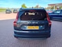 Dacia Jogger 1.0 TCe 110 Extreme Limited Edition 7p. Airco(automatisch), Carplay/Android auto, Navigatie, Cruise control, Parkeersensoren, Dode hoek detector, Camera, Keyless, Dimlicht automatisch, Regensensor, Stoelverwarming, Lichtmetalen velgen, Zeer nette auto, 1e Eigenaar, Dealer onderhouden, Fabrieksgarantie, BOVAG