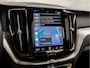 Volvo XC60 2.0 T5 AWD Inscription 255Pk Automaat (PANORAMADAK, APPLE CARPLAY, MEMORY SEATS, LEDER, CAMERA, ADAPTIVE CRUISE, STOELVERWARMING, KEYLESS, NIEUWE APK, NIEUWSTAAT)