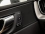 Volvo XC60 2.0 T5 AWD Inscription 255Pk Automaat (PANORAMADAK, APPLE CARPLAY, MEMORY SEATS, LEDER, CAMERA, ADAPTIVE CRUISE, STOELVERWARMING, KEYLESS, NIEUWE APK, NIEUWSTAAT)