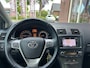 Toyota Avensis 1.6 VVTi Dynamic NIEUWE APK / RIJDT GOED / TREKHAAK / AIRCO / CRUISE / LMV