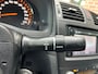 Toyota Avensis 1.6 VVTi Dynamic NIEUWE APK / RIJDT GOED / TREKHAAK / AIRCO / CRUISE / LMV