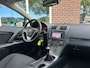 Toyota Avensis 1.6 VVTi Dynamic NIEUWE APK / RIJDT GOED / TREKHAAK / AIRCO / CRUISE / LMV