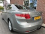 Toyota Avensis 1.6 VVTi Dynamic NIEUWE APK / RIJDT GOED / TREKHAAK / AIRCO / CRUISE / LMV