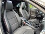 Mercedes-Benz CLA 200 AMG PDC/CAM/LMV18/LEER/NAV/PANO