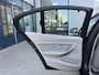 BMW 3-Serie 328i High Executive NL Auto/2e Eig./Voll.Historie/Navi/Clima/Cruise/Head-Up/18"/Afn.Trekhaak