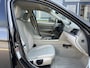 BMW 3-Serie 328i High Executive NL Auto/2e Eig./Voll.Historie/Navi/Clima/Cruise/Head-Up/18"/Afn.Trekhaak