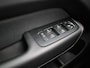 Volvo XC60 2.0 B4 D AWD R-Design | Parkeerverwarming | Schuif-/kanteldak | Trekhaak | Climate Pack | Memoryseats