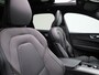 Volvo XC60 2.0 B4 D AWD R-Design | Parkeerverwarming | Schuif-/kanteldak | Trekhaak | Climate Pack | Memoryseats