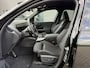 BMW X3 20 xDrive 208 PK M Sport Lederen interieur Trekhaak 20 inch Head-Up Display 360 Graden Camera ACC Stuurwielverwarming BMW Iconic Glow Keyless Entry