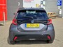 Toyota Yaris 1.5 HYBRID EXECUTIVE NAVI LED-PAKKET STOELVERW. 17"LMV-ZWART APPLE/ANDROID AD-CRUISE PRIVACY-GLASS