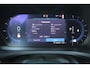 Volvo V60 B4 Automaat Plus Dark | Trekhaak Semi Elektrisch | Parkeer camera | BLIS dodehoekdetectie | Adaptieve Cruise Control met stuurhulp | Google Services | Verwarmbare voor- en achterstoelen | Stuurwielverwarming | 18" lichtmetalen velgen |
