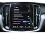 Volvo V60 B4 Automaat Plus Dark | Trekhaak Semi Elektrisch | Parkeer camera | BLIS dodehoekdetectie | Adaptieve Cruise Control met stuurhulp | Google Services | Verwarmbare voor- en achterstoelen | Stuurwielverwarming | 18" lichtmetalen velgen |