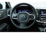 Volvo V60 B4 Automaat Plus Dark | Trekhaak Semi Elektrisch | Parkeer camera | BLIS dodehoekdetectie | Adaptieve Cruise Control met stuurhulp | Google Services | Verwarmbare voor- en achterstoelen | Stuurwielverwarming | 18" lichtmetalen velgen |