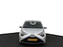 Toyota Aygo 1.0 VVT-i x-play | Groot scherm Multimedia | Parkeercamera | Airco |