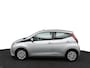 Toyota Aygo 1.0 VVT-i x-play | Groot scherm Multimedia | Parkeercamera | Airco |