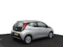 Toyota Aygo 1.0 VVT-i x-play | Groot scherm Multimedia | Parkeercamera | Airco |