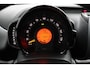Toyota Aygo 1.0 VVT-i x-play | Groot scherm Multimedia | Parkeercamera | Airco |