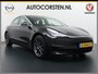 Tesla Model 3 Long Range 75kWh 463PK 18" FSD-Full Self Driving Computer-3 Premium Audio 4wd AutoPilot Panoramadak Camera's Leer Adaptive-Cruise-Control+Stop&Go Pdc-a+v Dual-Ecc Dual-Motor AWD Keyless(via GSM) Stoel en achterbank verwarming Electr.Stoelen+Memory+Easy-Entry WiFi Origineel Nederlandse auto Grootste accu Tot 16,5kwh thuis laden. Accu/Motor Garantie tot 29-10-2027 max 192.000km