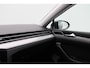 Volkswagen Passat Variant 1.4 TSi 218 Pk Automaat PHEV GTE Business | Adaptive Cruise | CarPlay | Navigatie | Bluetooth | Achteruitrijcamera | 17 Inch | Trekhaak | 70.489 Km!!
