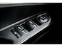 Ford B-Max 1.0 EcoBoost Titanium | Trekhaak | PDC | 2x Schuifdeur | Cruise Control
