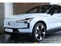 Volvo EX30 Single Motor Extended Range Plus 69 kWh | Harman Kardon Premium audio | Electrische bedienbare voorstoelen | Stoelverwarming | Stuurwielverwarming | Google infotainment | 20'' Lichtmetalen velgen | Warmtepomp |