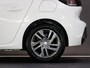 Peugeot 208 1.2 PureTech Active Pack (APPLE CARPLAY / ANDROID AUTO, NAVIGATIESYSTEEM, CRUISE CONTROL, CLIMATE CONTROL, LM-VELGEN)