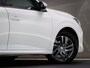 Peugeot 208 1.2 PureTech Active Pack (APPLE CARPLAY / ANDROID AUTO, NAVIGATIESYSTEEM, CRUISE CONTROL, CLIMATE CONTROL, LM-VELGEN)