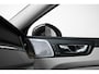 Volvo XC60 T5 Inscription | Luchtvering | Bowers & Wilkins Premium Audio | 360° Parkeercamera | BLIS | Adaptive cruise control | Stoelverwarming | Stoelventilatie | Head-up display | Parkeersensoren voor + achter | Gelamineerde zijruiten | 20" lichtmetalen velgen | Parkeerverwarming |
