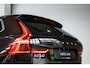 Volvo XC60 T5 Inscription | Luchtvering | Bowers & Wilkins Premium Audio | 360° Parkeercamera | BLIS | Adaptive cruise control | Stoelverwarming | Stoelventilatie | Head-up display | Parkeersensoren voor + achter | Gelamineerde zijruiten | 20" lichtmetalen velgen | Parkeerverwarming |
