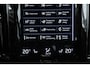 Volvo XC60 T5 Inscription | Luchtvering | Bowers & Wilkins Premium Audio | 360° Parkeercamera | BLIS | Adaptive cruise control | Stoelverwarming | Stoelventilatie | Head-up display | Parkeersensoren voor + achter | Gelamineerde zijruiten | 20" lichtmetalen velgen | Parkeerverwarming |