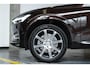 Volvo XC60 T5 Inscription | Luchtvering | Bowers & Wilkins Premium Audio | 360° Parkeercamera | BLIS | Adaptive cruise control | Stoelverwarming | Stoelventilatie | Head-up display | Parkeersensoren voor + achter | Gelamineerde zijruiten | 20" lichtmetalen velgen | Parkeerverwarming |