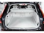 Volvo XC60 T5 Inscription | Luchtvering | Bowers & Wilkins Premium Audio | 360° Parkeercamera | BLIS | Adaptive cruise control | Stoelverwarming | Stoelventilatie | Head-up display | Parkeersensoren voor + achter | Gelamineerde zijruiten | 20" lichtmetalen velgen | Parkeerverwarming |