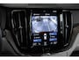 Volvo XC60 T5 Inscription | Luchtvering | Bowers & Wilkins Premium Audio | 360° Parkeercamera | BLIS | Adaptive cruise control | Stoelverwarming | Stoelventilatie | Head-up display | Parkeersensoren voor + achter | Gelamineerde zijruiten | 20" lichtmetalen velgen | Parkeerverwarming |