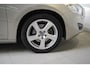 Volvo V60 T4 Momentum 180pk Volledig Volvo Dealer Onderhouden| Navigatie Full Map | Trekhaak | Stoelverwarming | Climate Control | Cruise Control | Parkeersensoren Achter |