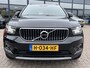 Volvo XC40 1.5 T5 Recharge 262 pk Inscription Navigatie Trekhaak Leder Stoelverwarming Intellisafe  Suround Camera 19 Inch Velgen Led Koplampen NL Auto Plug In Hybride 1e Eigenaar