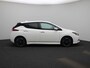 Nissan Leaf Tekna 40 kWh LEDEREN BEKLEDING | NAVIGATIE | 360 CAMERA | CLIMA | ADAPTIEVE CRUISE | WINTERPAKKET | BOSE | DAB |