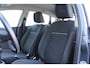 Ford Fiesta 1.0-65pk Style 5-drs. Keurig nette, goed onderhouden Ford Fiesta v.v. nieuwe distributieriem ! Airco, navigatie, telefoonvoorb., centr. vergr. afst. bed., metallic lak, trekhaak, elektr. ramen voor, elektr. verstelb. spiegels, in hoogte verstelb. best. stoel etc.