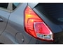 Ford Fiesta 1.0-65pk Style 5-drs. Keurig nette, goed onderhouden Ford Fiesta v.v. nieuwe distributieriem ! Airco, navigatie, telefoonvoorb., centr. vergr. afst. bed., metallic lak, trekhaak, elektr. ramen voor, elektr. verstelb. spiegels, in hoogte verstelb. best. stoel etc.