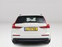 Volvo V60 B3 Aut. Momentum Advantage | Trekhaak | Stoel- en stuurverwarming