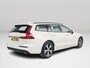 Volvo V60 B3 Aut. Momentum Advantage | Trekhaak | Stoel- en stuurverwarming