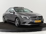 Mercedes-Benz CLA 200 AMG | Panoramadak | Nappaleder | Stoelverwarming | Climate control | Navigatie | Xenon | Sportstoelen | Park Assist