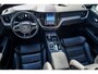 Volvo XC60 2.0 T8 Twin Engine AWD 3xR-Design PANO/ACC/ZWARTLEDER/ONYX BLACK/CARPLAY/KEYLESS/SENSUS NAVI/1E EIG/NAP LOGISCH/FULL