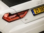 Audi A1 Sportback 25 TFSI Sport (APPLE CARPLAY, GROOT NAVI, VIRTUAL COCKPIT, GETINT GLAS, LM VELGEN, SPORTSTOELEN, CRUISE, LANE ASSIST, ARMSTEUN, NIEUWE APK, NIEUWSTAAT)