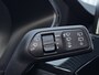 Ford Kuga 2.5-225pk PHEV ST-Line X Plug-in Hybrid. Garantie t/m 04-02-2028 ! Slechts 5.500km ! Volautm. airco dual, elektr. achterklep, LM wielen, stuur-, stoel- en voorraamverwarming, camera v+a,  side- en lane assist, adaptieve cruise cntrl, metallic lak, etc.