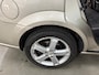 Ford Mondeo 2.0-16V Platinum / NETTE AUTO / RIJDT SCHAKELT GOED