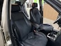 Ford Mondeo 2.0-16V Platinum / NETTE AUTO / RIJDT SCHAKELT GOED