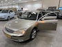 Ford Mondeo 2.0-16V Platinum / NETTE AUTO / RIJDT SCHAKELT GOED
